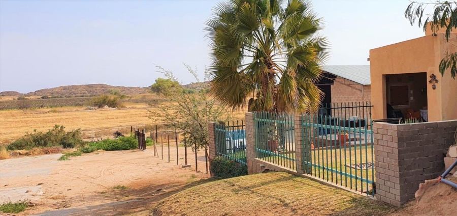 5 Bedroom Property for Sale in Upington Rural Northern Cape